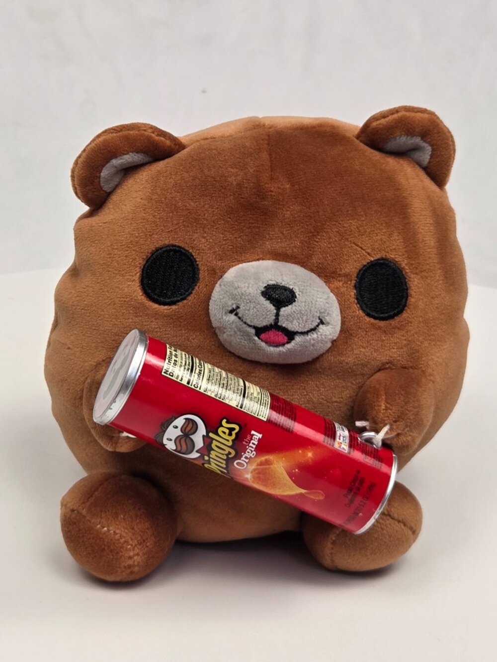 Snackles 5" Terry The Bear Pringles Can Mini Ultra Soft Plush Zuru